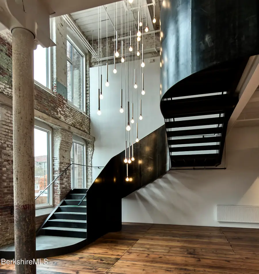 520 State Rd #402, North Adams, MA 01247 - #2