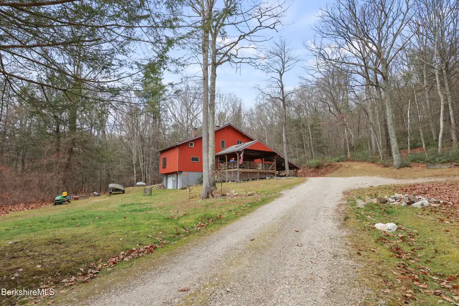 184 Old Hitchcock Rd, New Marlborough, MA 01230 - #2