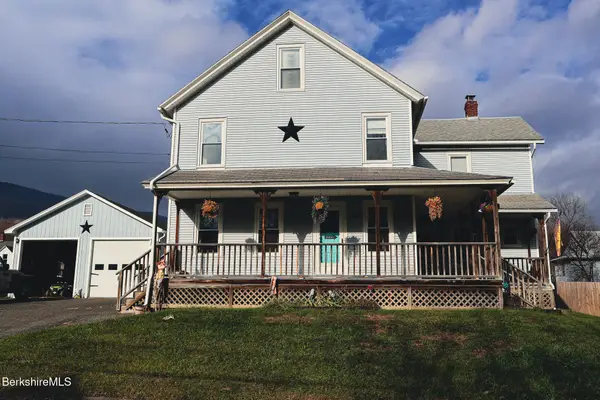 9 Beecher St, Adams, MA 01220