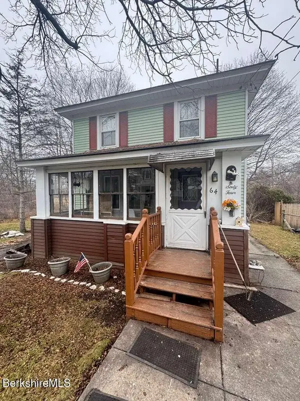 64 King St, Pittsfield, MA 01201