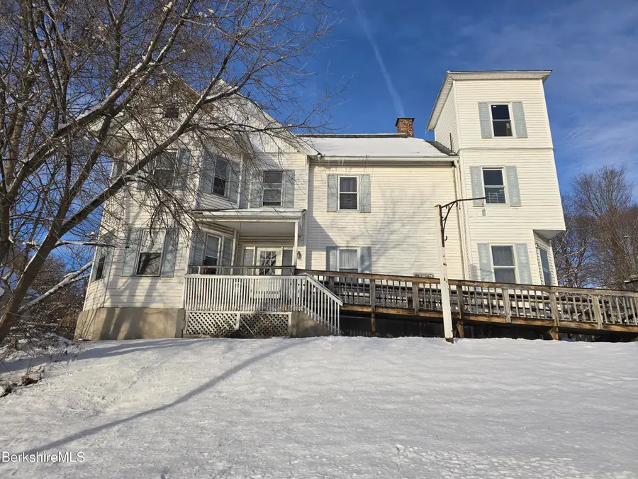 292 West St, Pittsfield, MA 01201 - Image #2