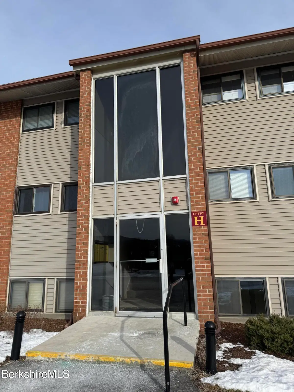 189 Stratton Rd, Williamstown, MA 01267 - Image #1