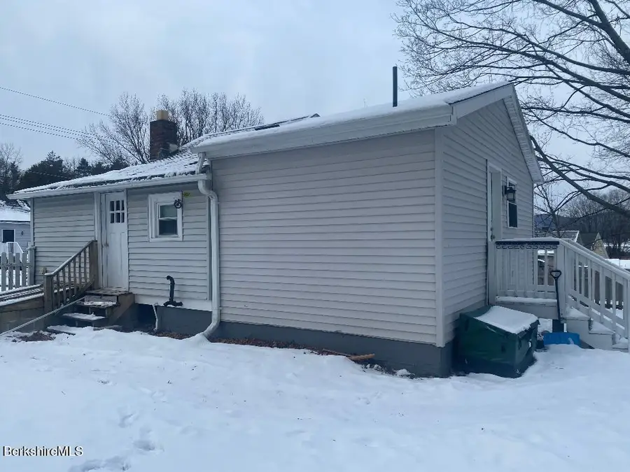 21 Sunset St, Pittsfield, MA 01201 - Image #2
