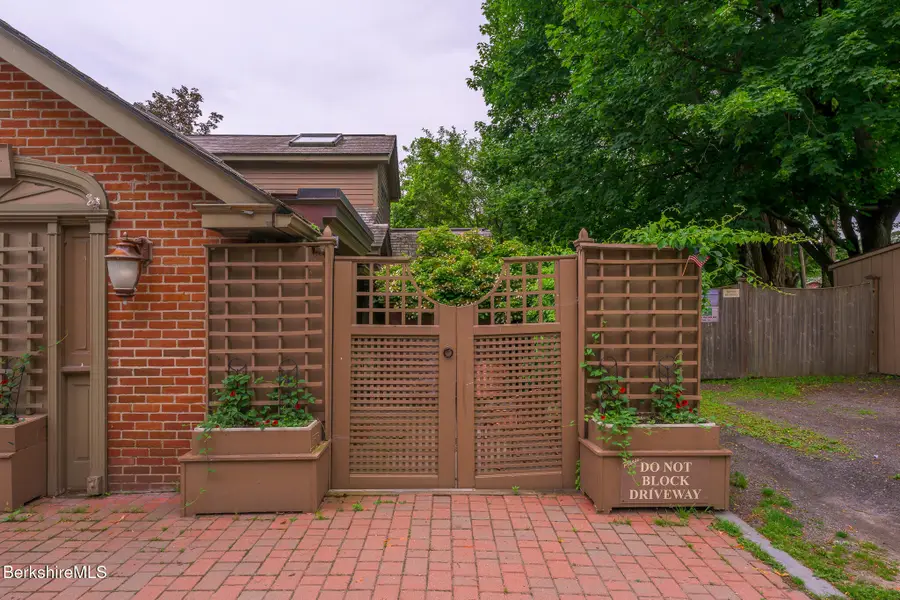 4 Main St, West Stockbridge, MA 01266 - Image #2