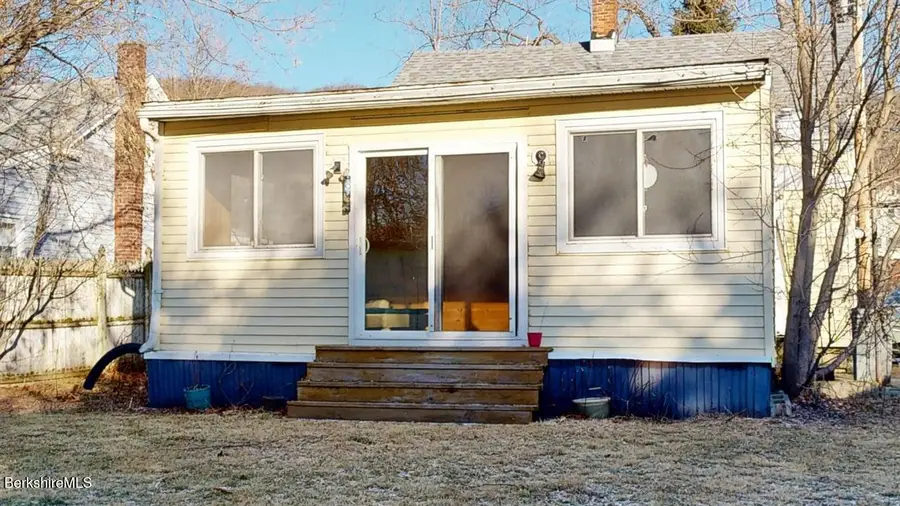 28 Mill St, North Adams, MA 01247 - Image #3