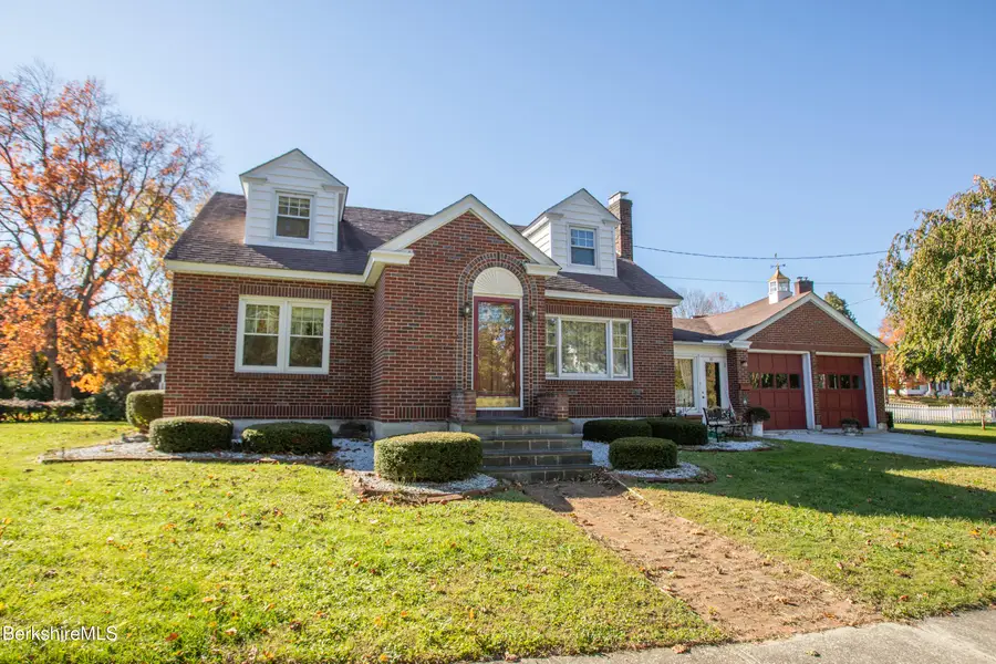 10 Marlboro Dr, Pittsfield, MA 01201 - Image #2