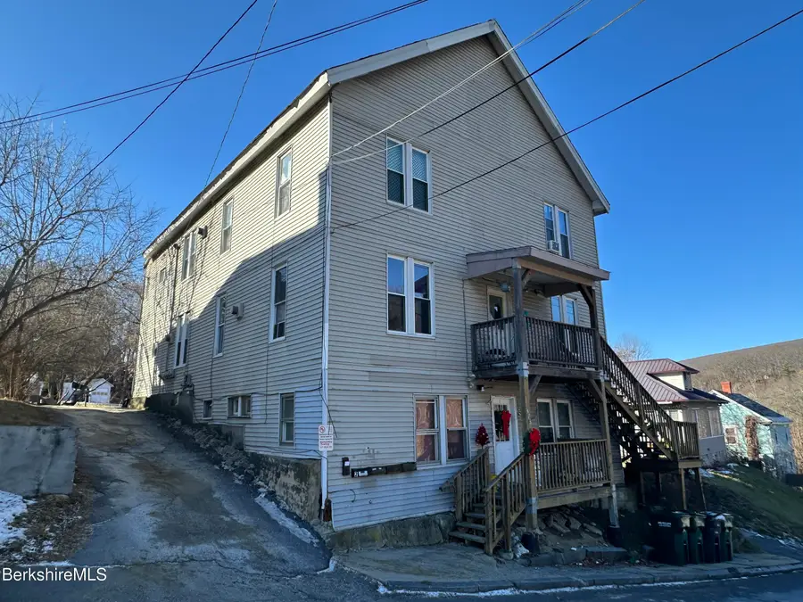 376 Union St, North Adams, MA 01247 - Image #2