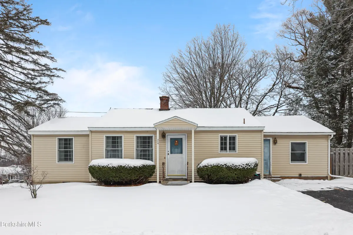 24 Pleasantview Dr, Dalton, MA 01226 - Image #1