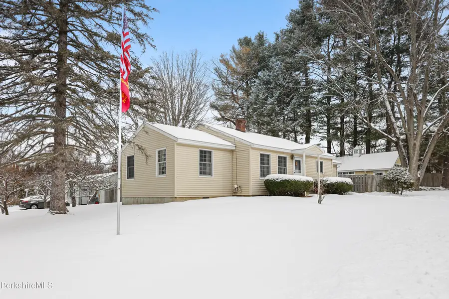 24 Pleasantview Dr, Dalton, MA 01226 - Image #3