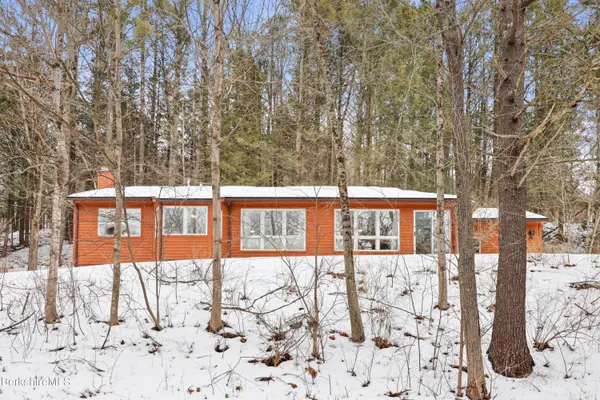 40 Prospect Hill Rd, Stockbridge, MA 01262