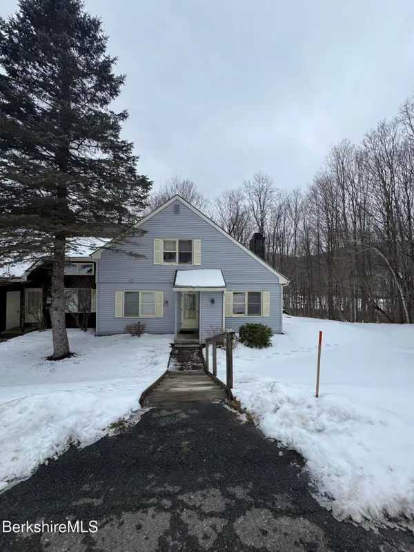 1055 Beaver Pond, Hancock, MA 01237