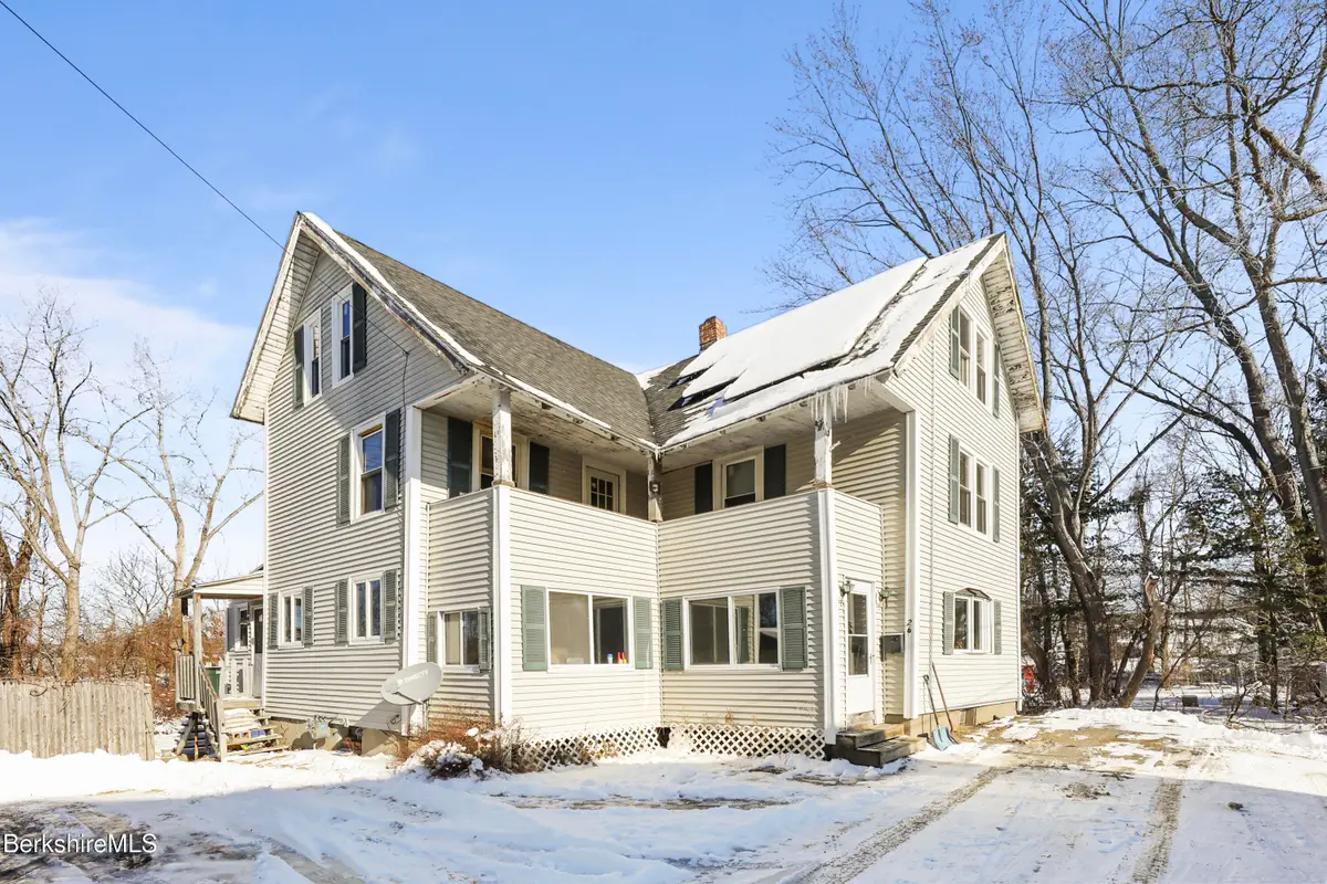 26 Crosier Ave, Pittsfield, MA 01201 - Image #1