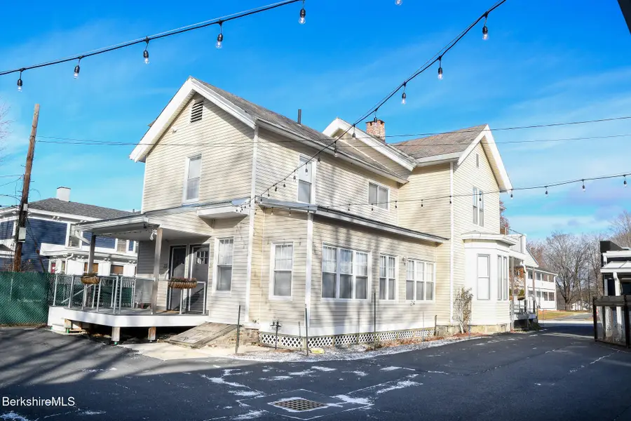 21-23 Linden St, Pittsfield, MA 01201 - Image #2