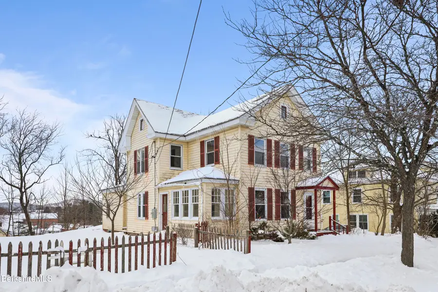 71 Weller Ave, Pittsfield, MA 01201 - #2