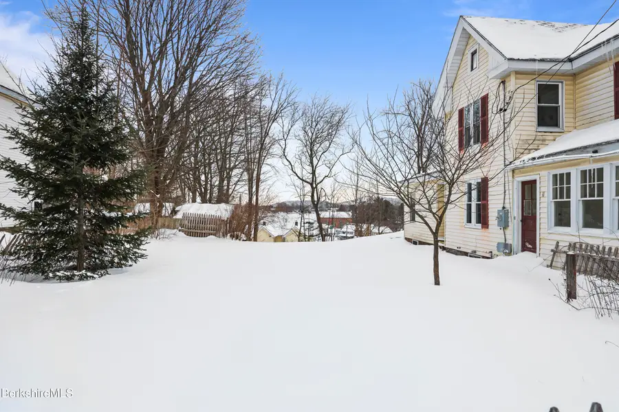 71 Weller Ave, Pittsfield, MA 01201 - #3