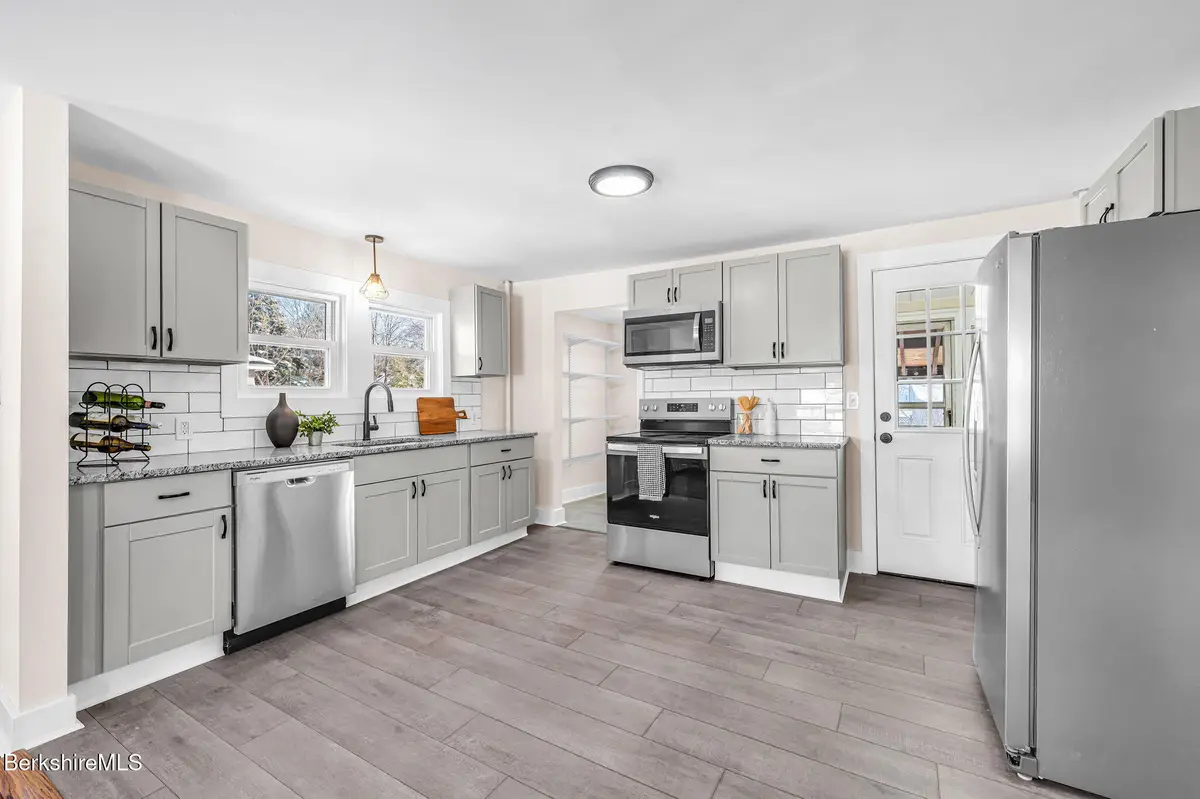 40 Roland St, Pittsfield, MA 01201 - #1