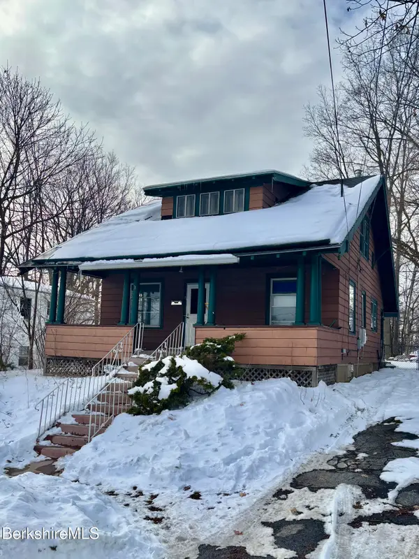 71 Dickinson Ave, Pittsfield, MA 01201