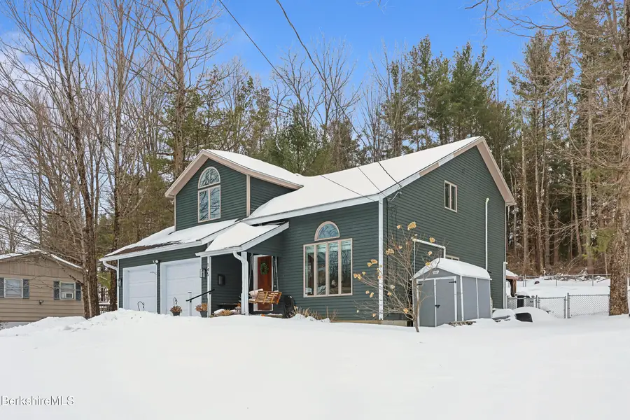 145 Velma Ave, Pittsfield, MA 01201 - #2