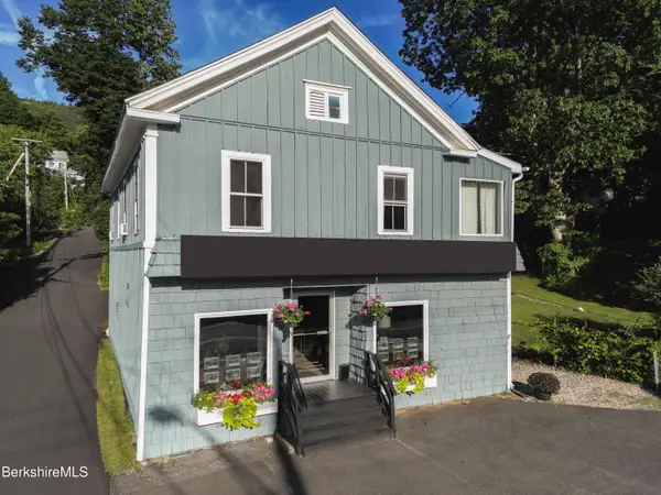 402 Park St, Great Barrington, MA 01236