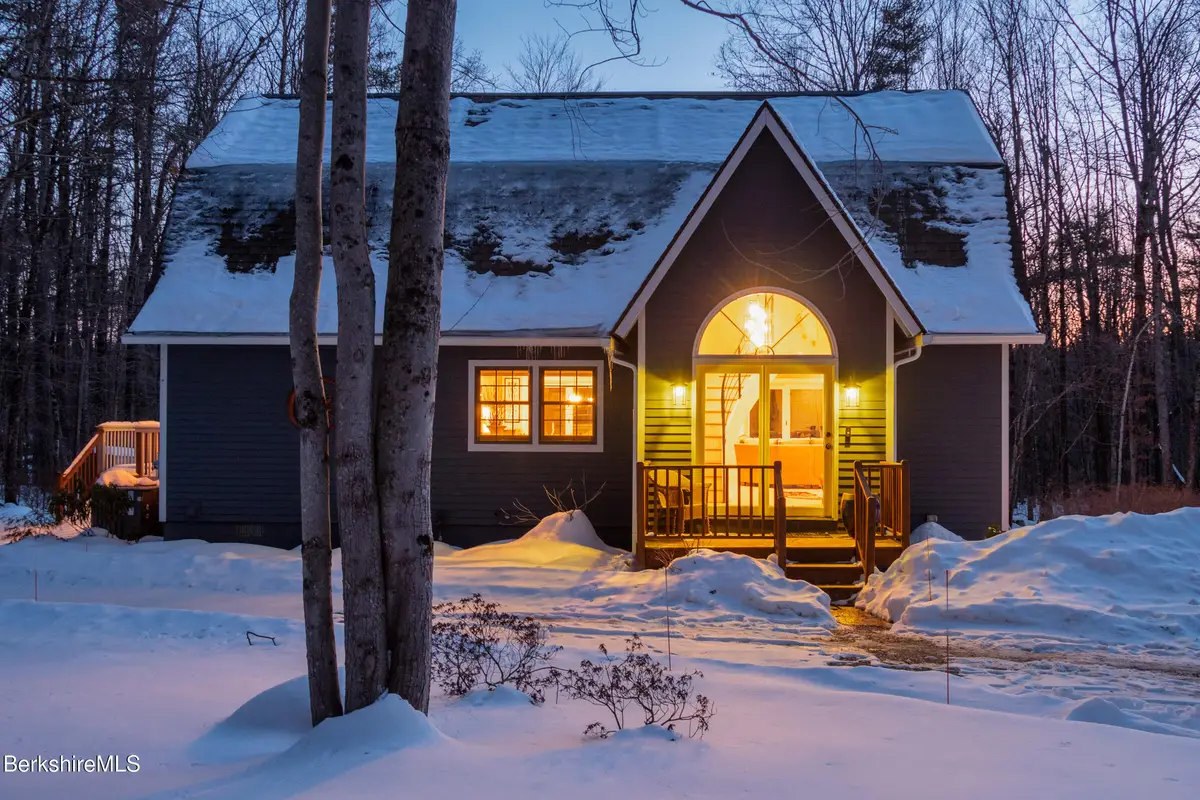 594 Shunpike Rd, Sheffield, MA 01257 - #1