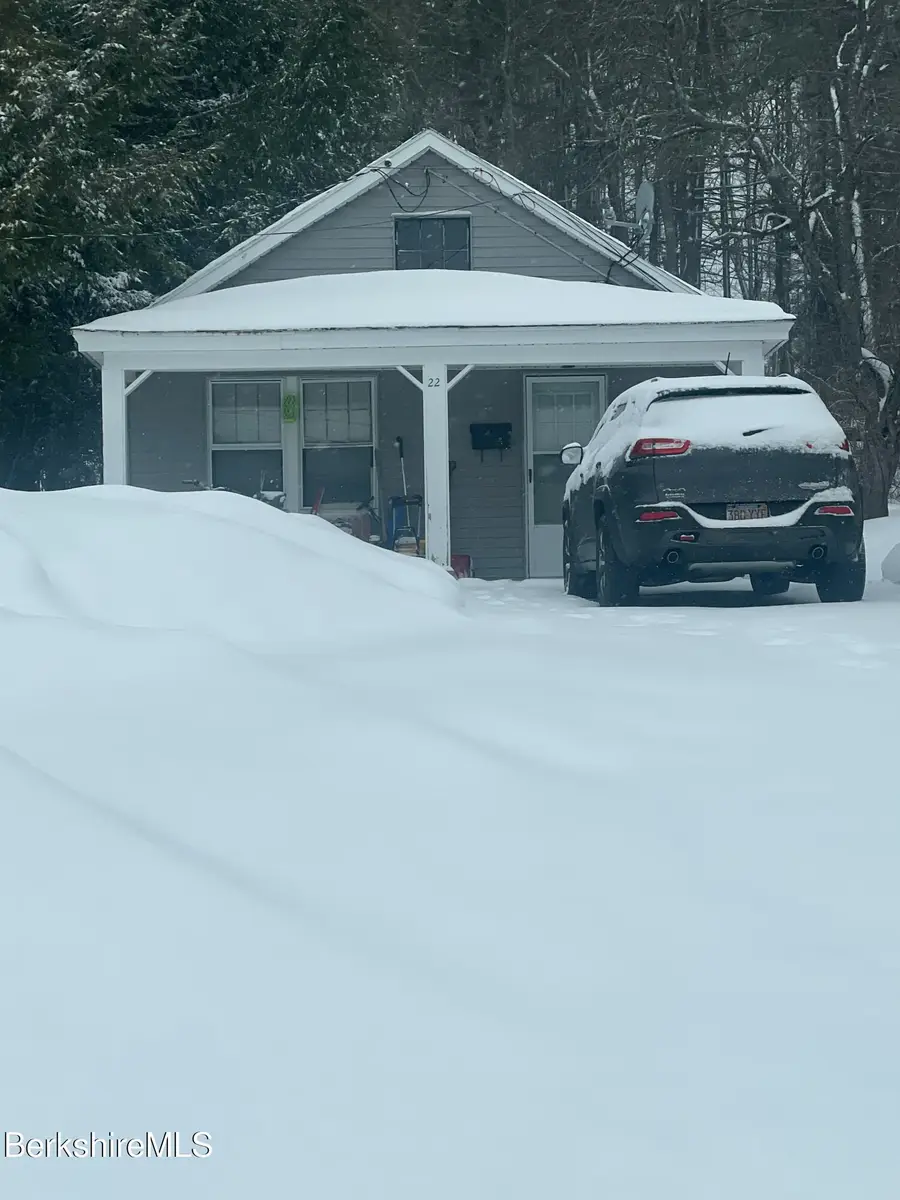 20 Prospect St, Dalton, MA 01226 - #3