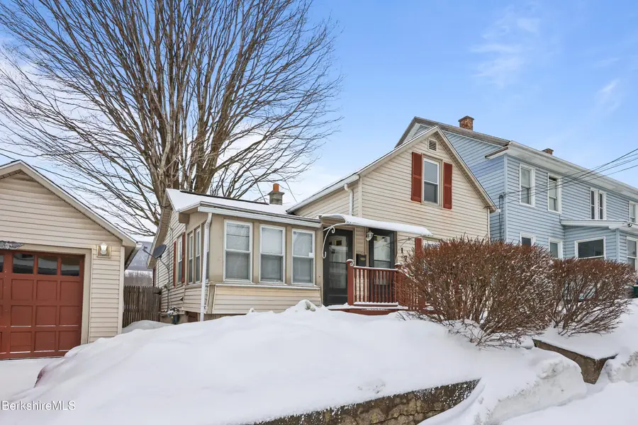 176 North Summer St, Adams, MA 01220 - #3