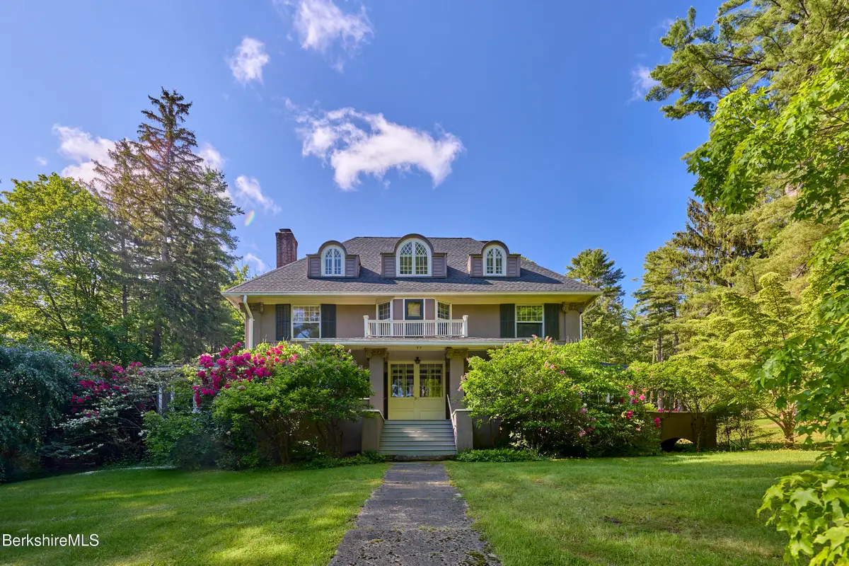 95 Lewis Ave, Great Barrington, MA 01230 - #1