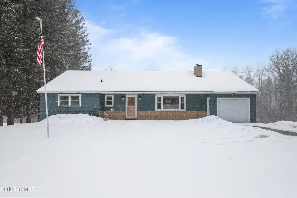 195 Churchill St, Pittsfield, MA 01201 - #1