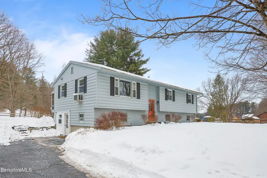 184 Washington Mountain Rd, Lee, MA 01238 - #2