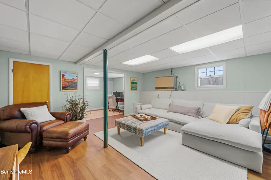 184 Washington Mountain Rd, Lee, MA 01238 - #3