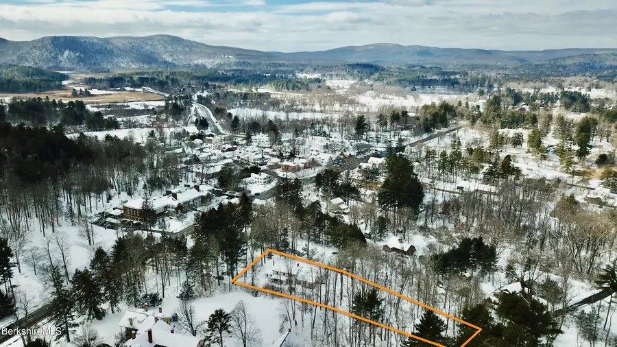 55 Main St, Stockbridge, MA 01262 - #2