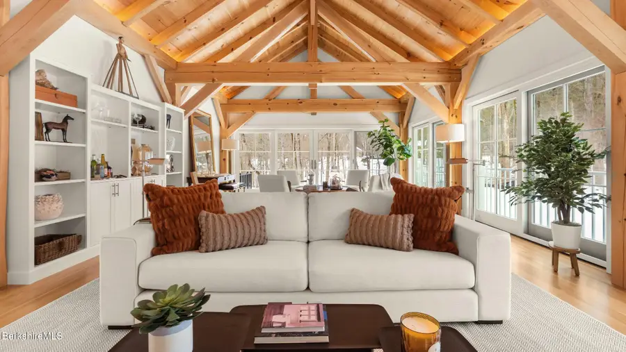 55 Main St, Stockbridge, MA 01262 - #3