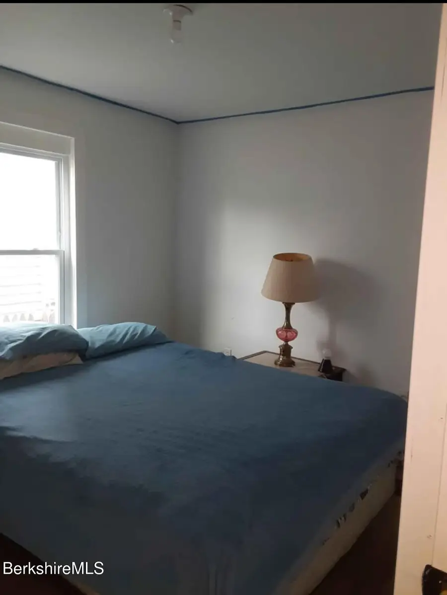 24 Southern Ave, Pittsfield, MA 01201 - #2