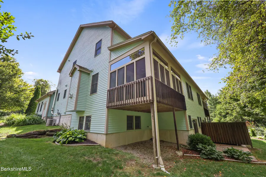 2 Amy Ct #2, Pittsfield, MA 01201 - #3