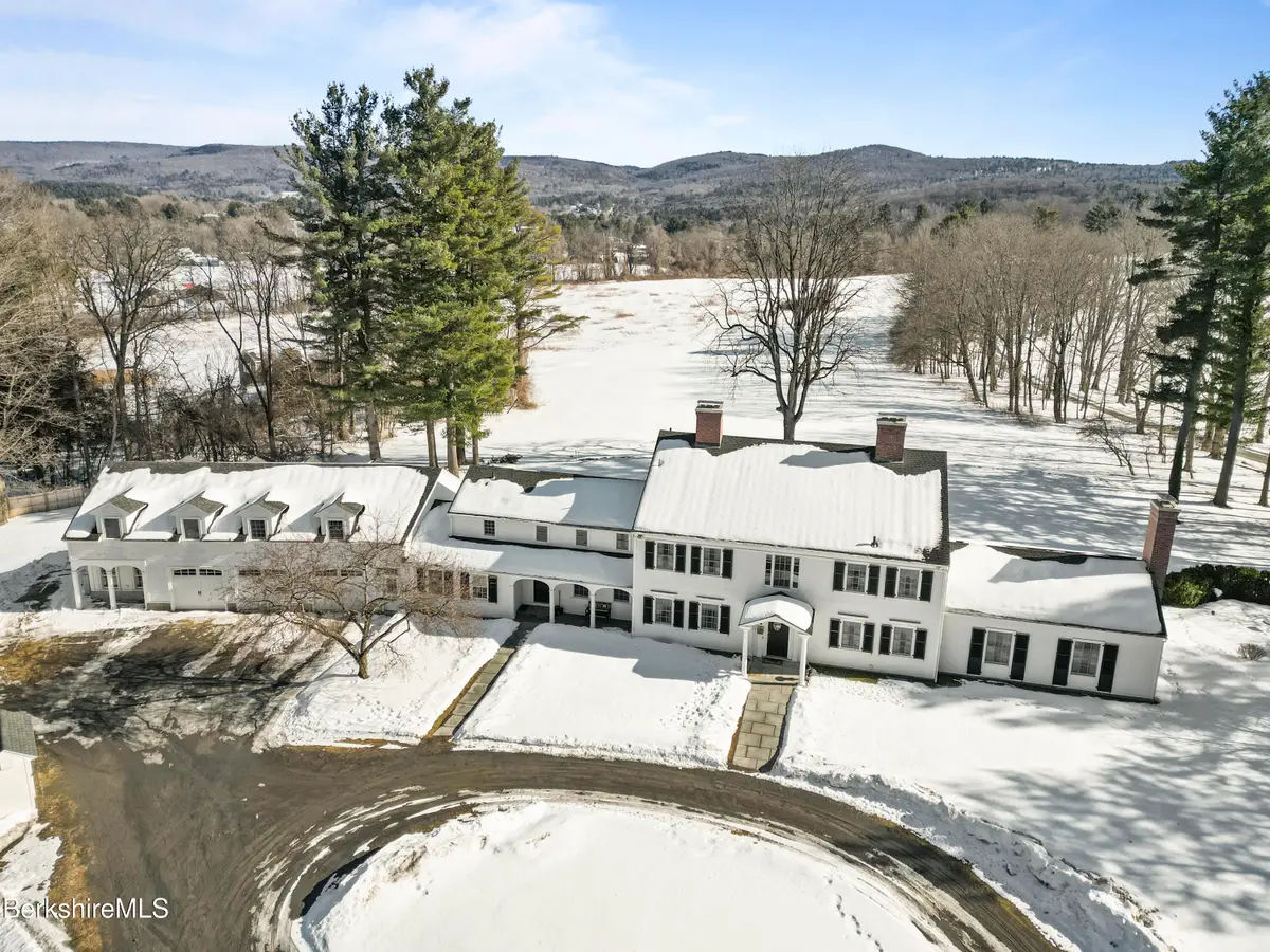 500 Williams St, Pittsfield, MA 01201 - #1