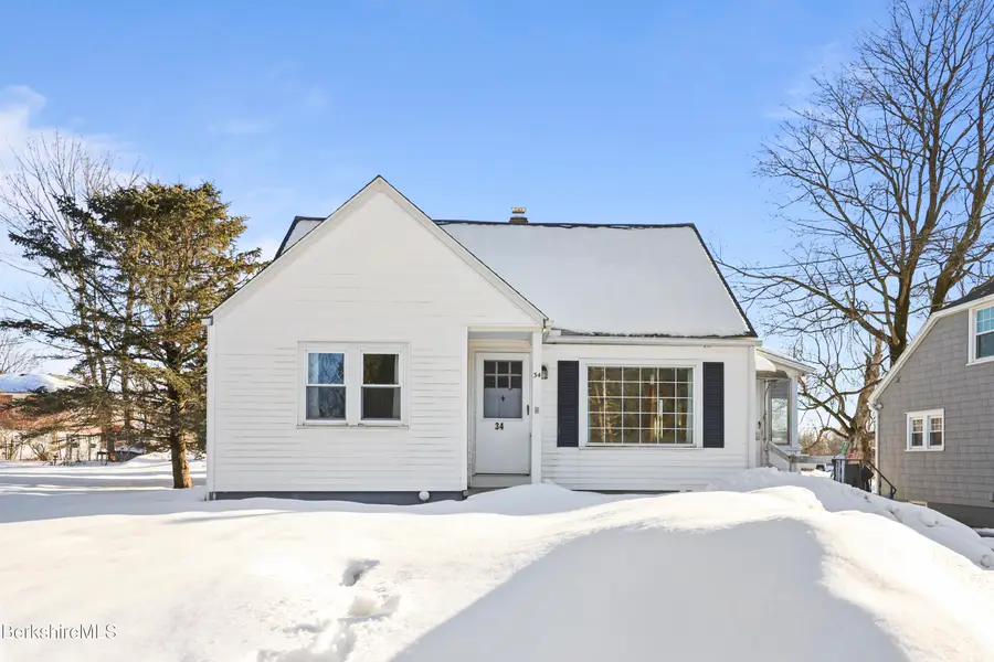 34 Anthony St, Adams, MA 01220 - #2