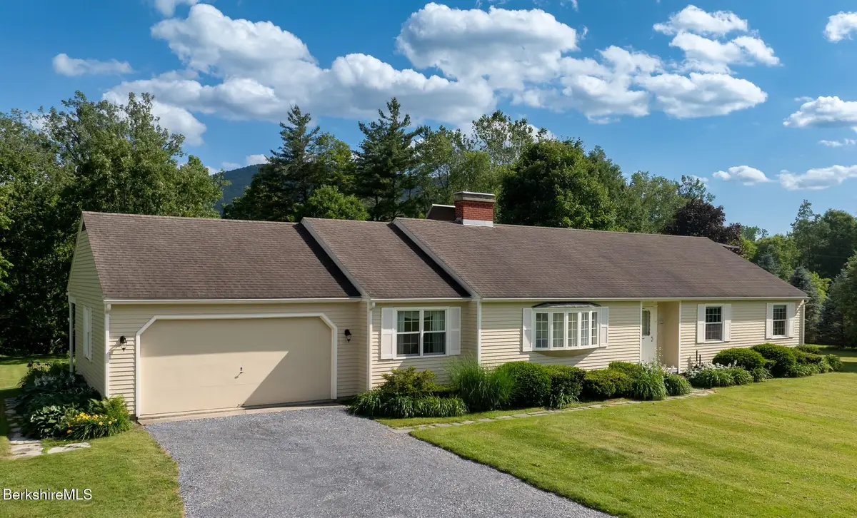 92 Hancock Rd, Williamstown, MA 01267 - #1