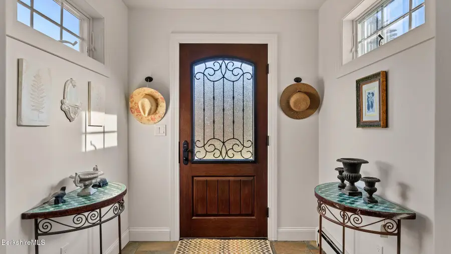 46 Glendale Rd, Stockbridge, MA 01262 - #2