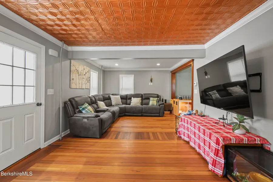 40 Stearns Ave, Pittsfield, MA 01201 - #2