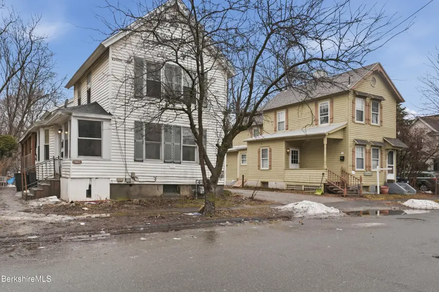 147 Dewey Ave, Pittsfield, MA 01201 - #2