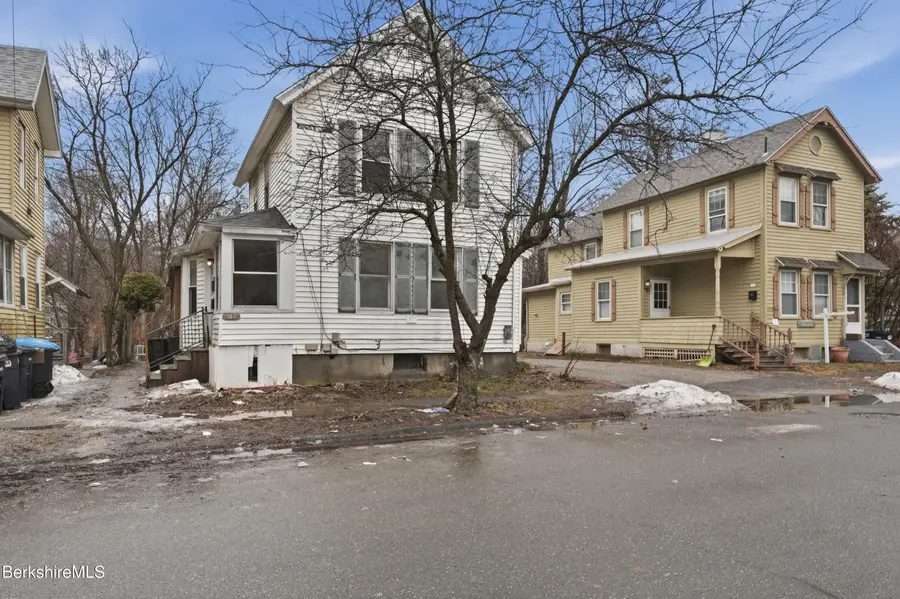 147 Dewey Ave, Pittsfield, MA 01201 - #3