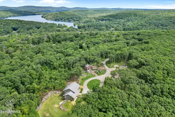 26A Stonebridge Way, Tyringham, MA 01264