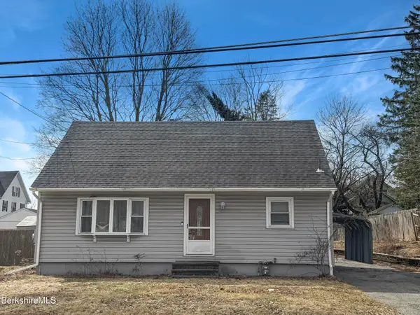 94 Crane Ave, Pittsfield, MA 01201