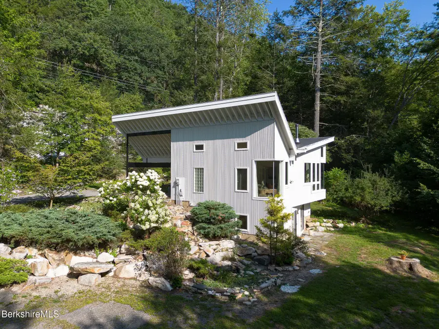 324 Park St, Great Barrington, MA 01230 - #3