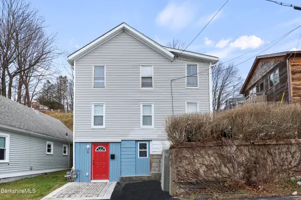 9 Richmond Ln, Adams, MA 01220