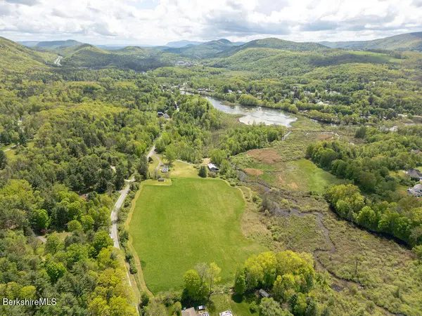 45 Swamp Rd, West Stockbridge, MA 01266