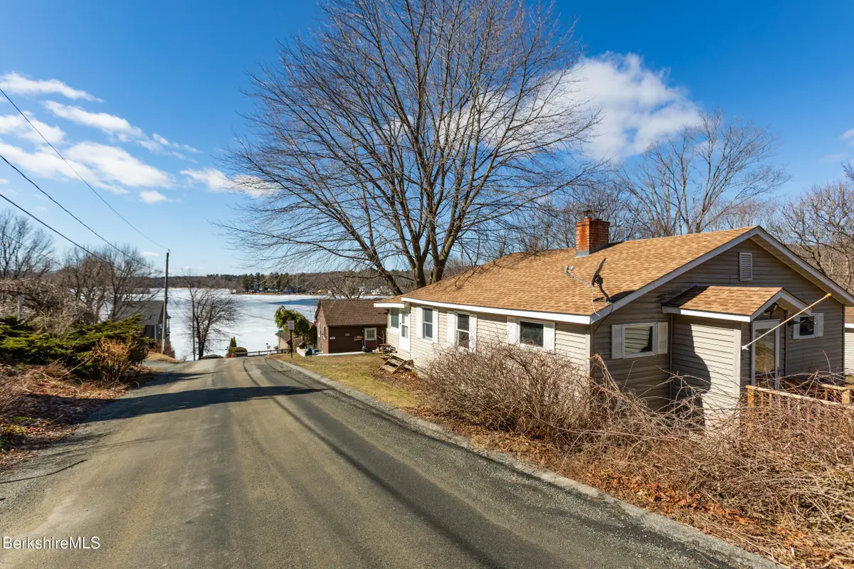 20 Profile St, Lanesborough, MA 01237 - #1