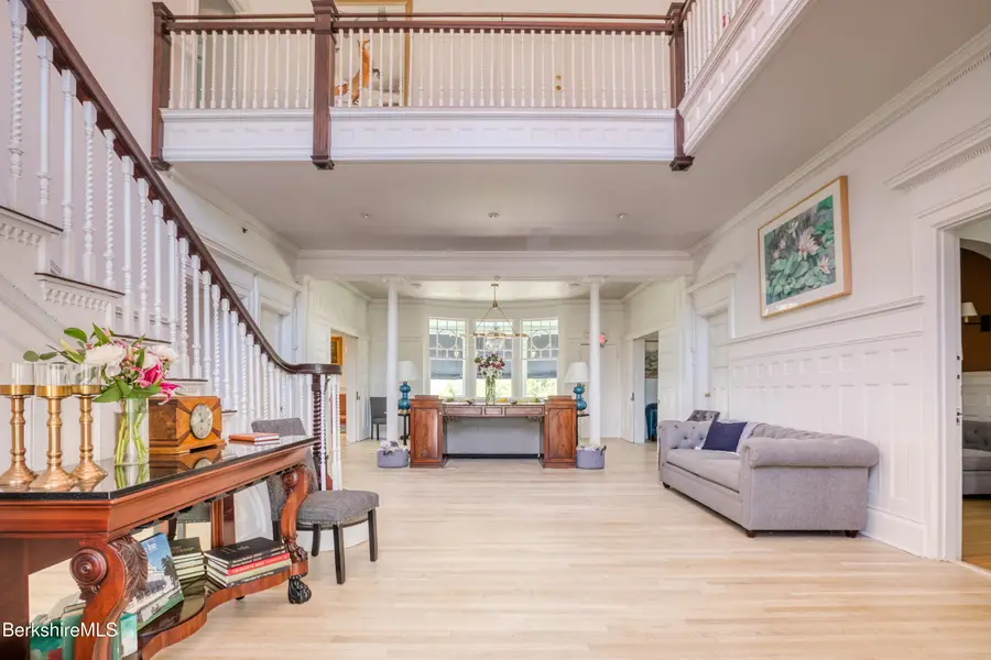 2 Kemble St, Lenox, MA 01240 - #2