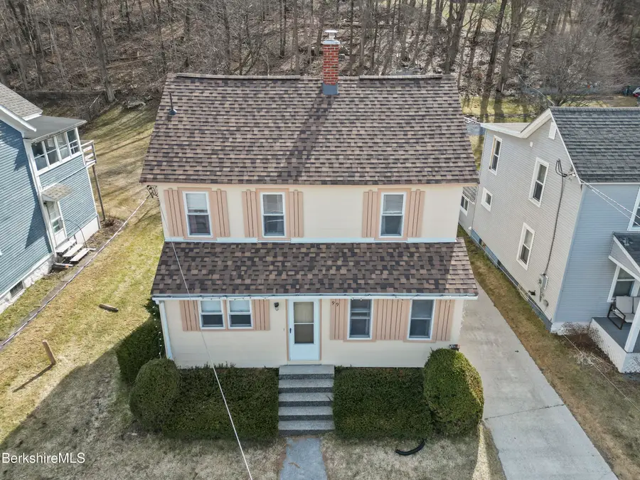 99 North Summer St, Adams, MA 01220 - #3