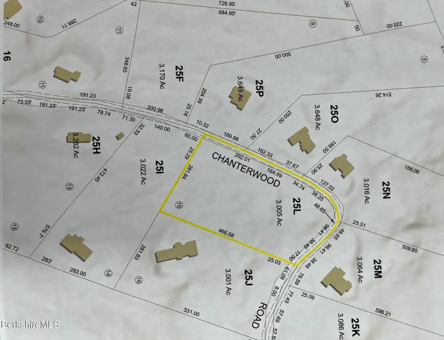 230 Chanterwood Rd, Lee, MA 01238 - #3